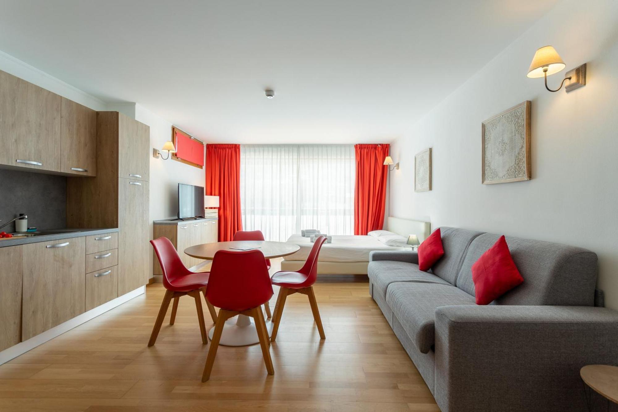 Gressoney Saint-Jean Apartments By Halldis Exterior foto